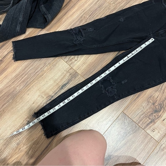 Abercrombie & Fitch High Rise Skinny Jean - Picture 6 of 7